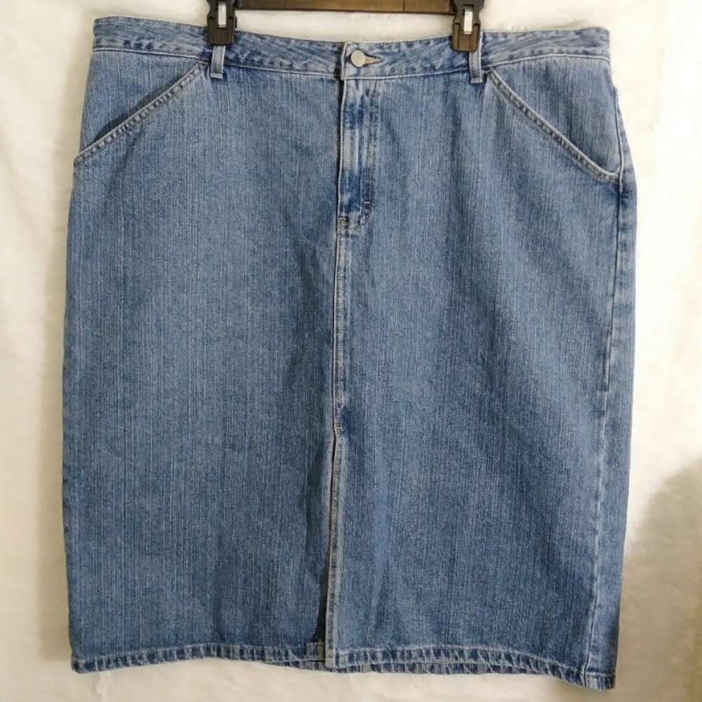 Plus size Tommy Hilfiger denim midi skirt